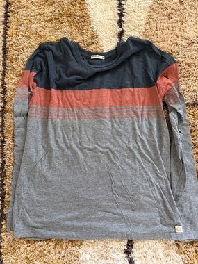 Marine Layer Long-Sleeve Colorblock Tee in Navy, Rust & Gray
